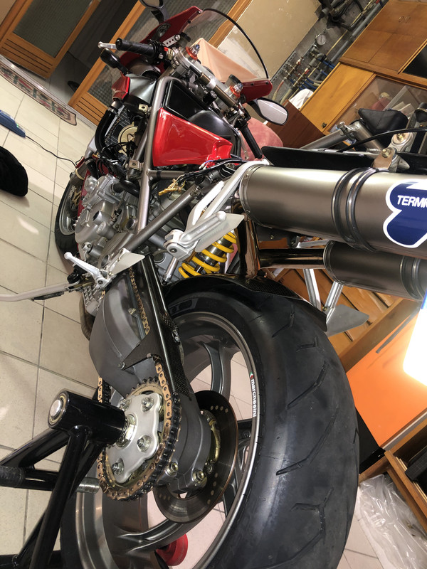 7BE174D0-9305-4EBE-BE94-5AE761D00F48