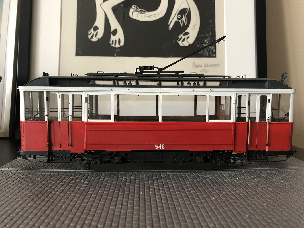 F1C7E321-1C80-43EA-BAAD-41DD07374614