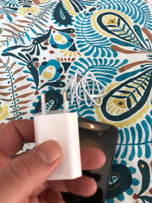 848A7F37-6DC0-4FFD-93F6-4464E93A0351