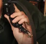 hasan-shock-collar-model-v0-356czeff6ytf1