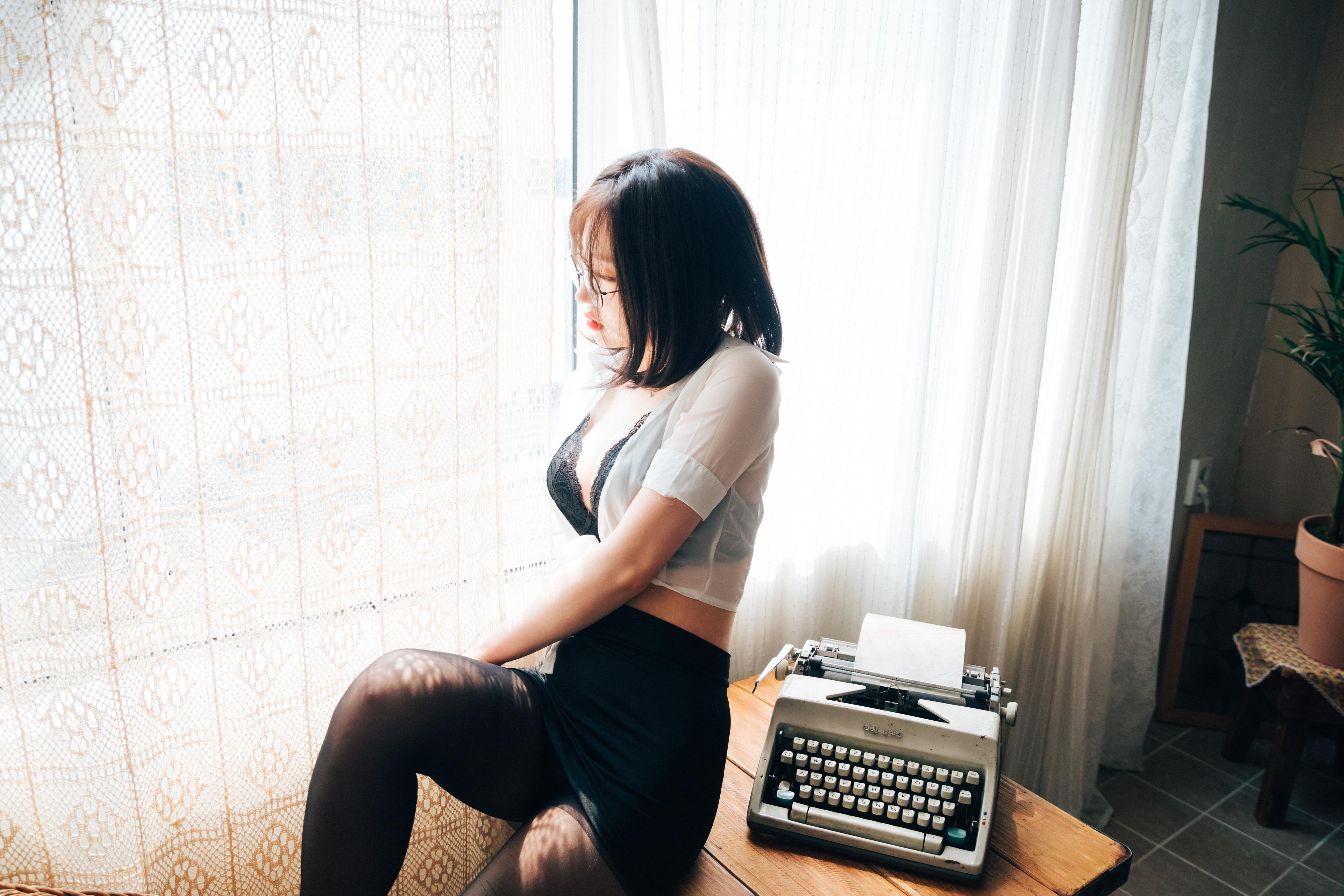 孫樂樂(손예은) NO.085 Loozy Officegirls Vacation Vol.1 46