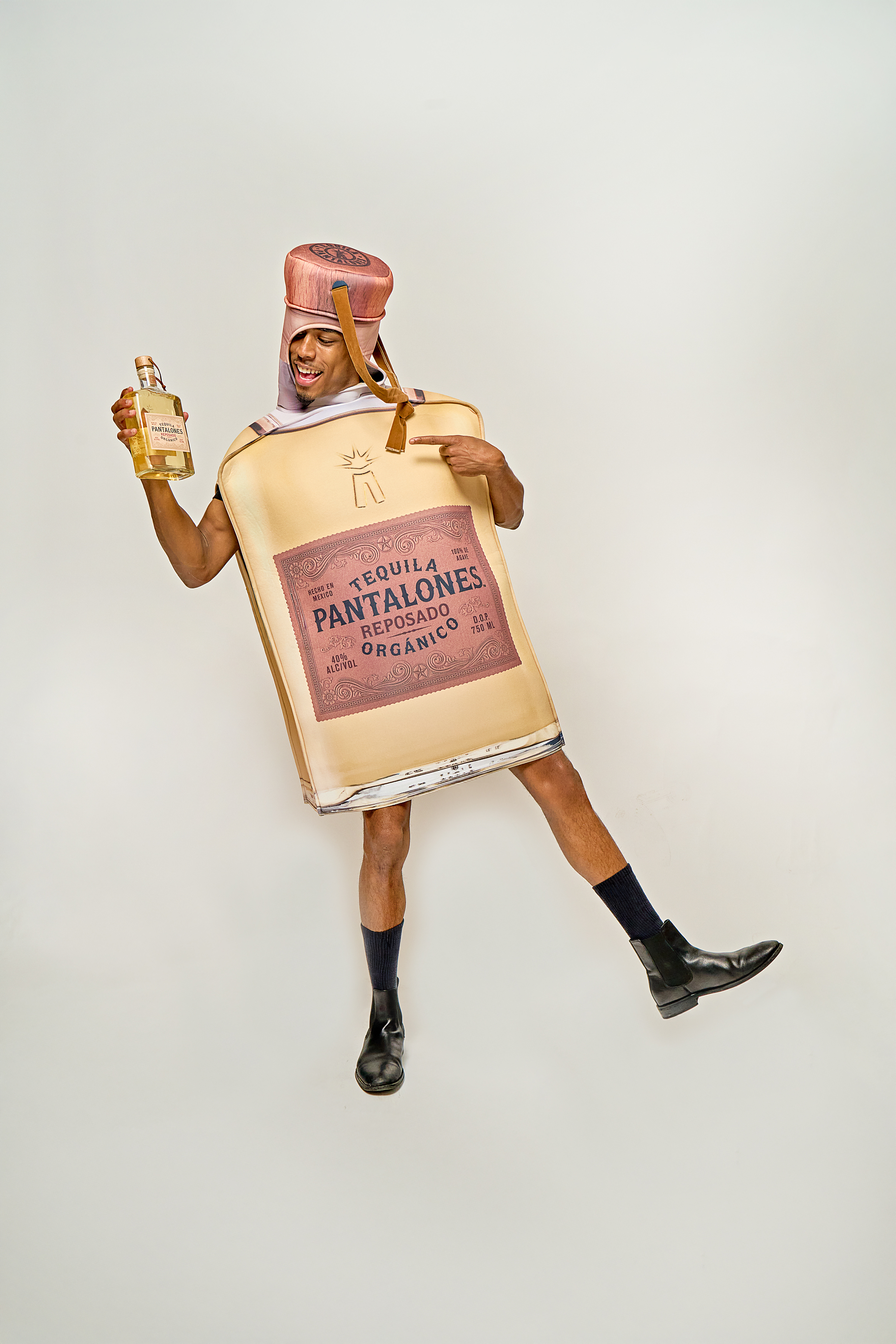 Pantalones tequila brand lifestyle