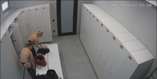 [Image: Voyeur51645111256.jpg]