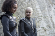 emilia-clarke-game-of-thrones-43