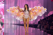 Ashley-Graham2026VSFS48