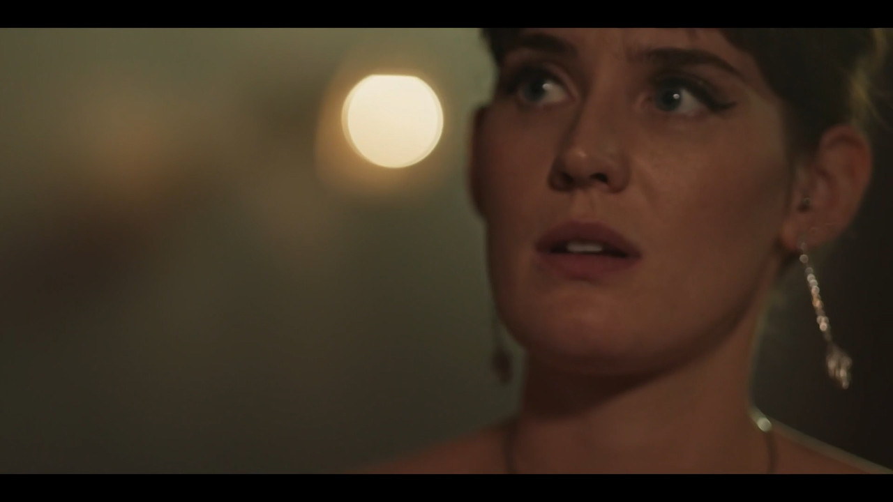 2023-04-08_21_35_BBC1_Casualty_37x26_Welcome-to-the-Warzone.mp4_snapshot_00.05.46.446
