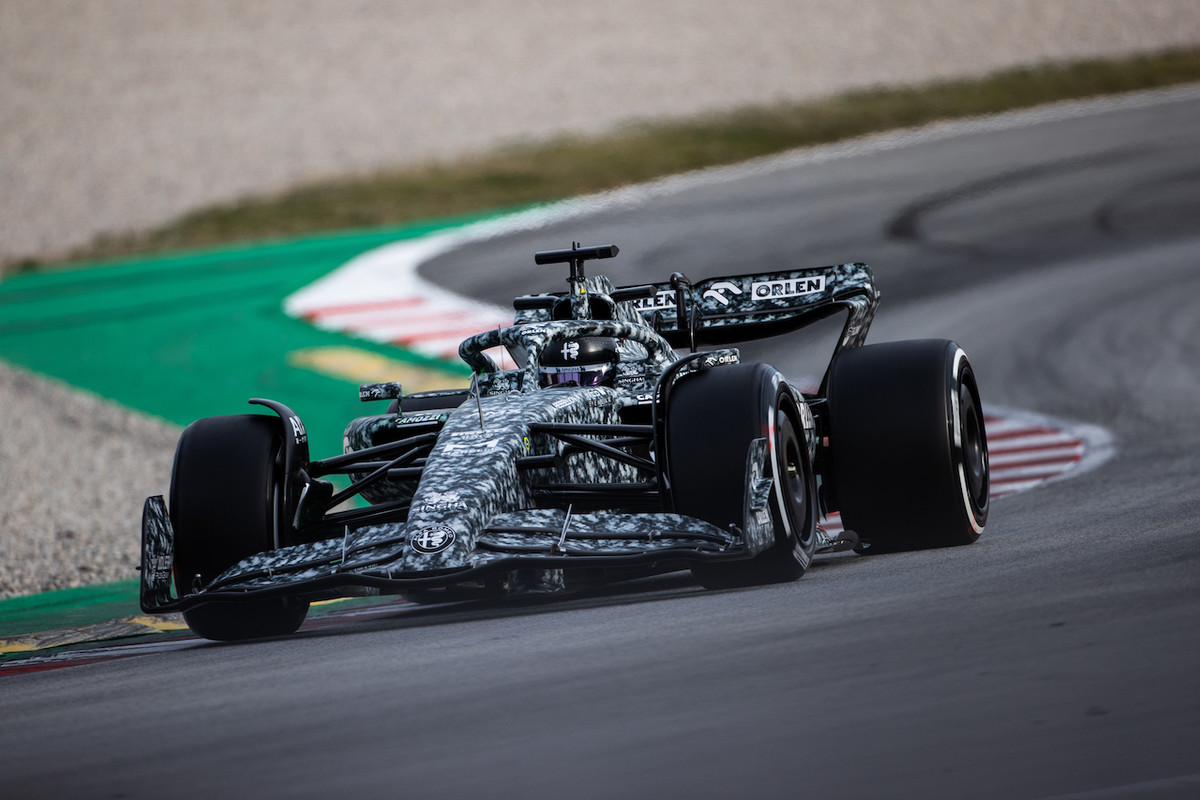 [Imagen: f1-test-barcellona-day-2-gallery-fotografica-387.jpg]