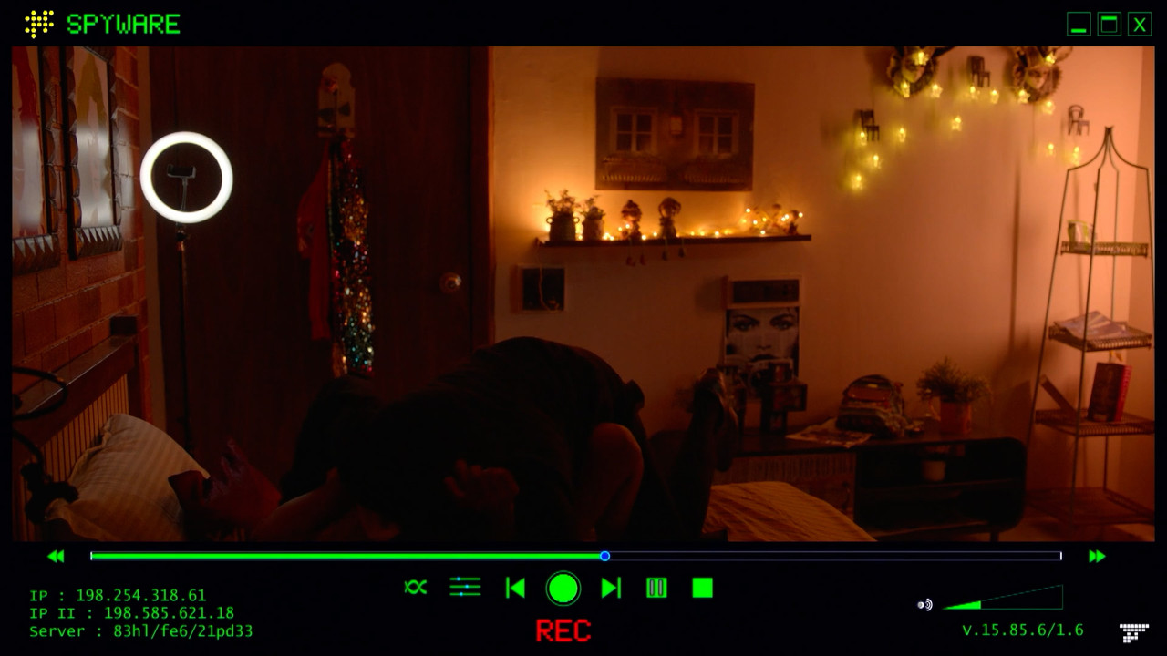 Illegal.S02_others.00_01_45_20.Still014