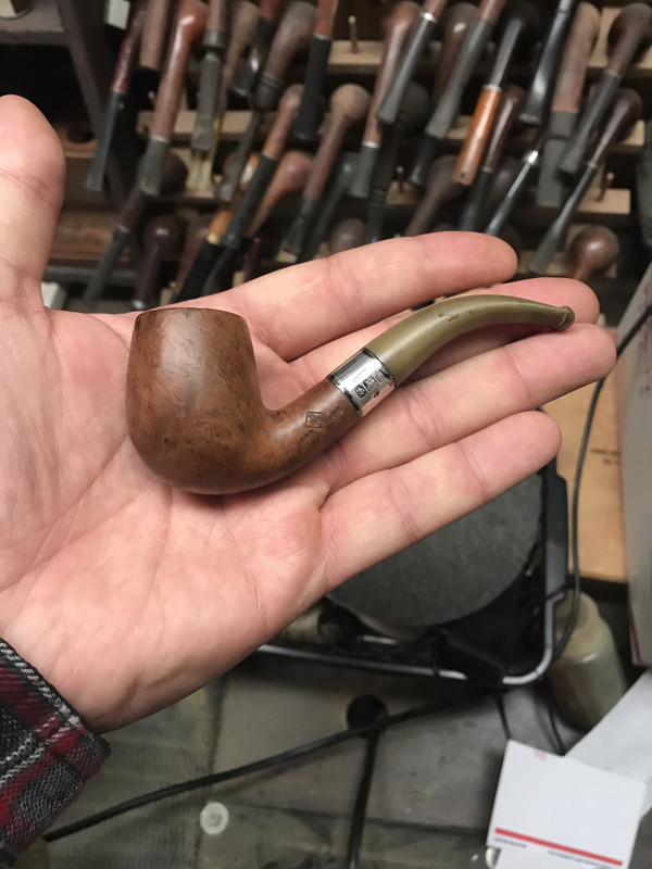 8F03E585-C802-47DF-B8AE-39E297424A1A