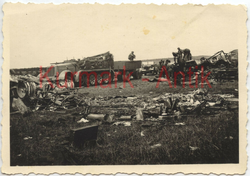 Foto Wehrmacht Panzer Halbkette 18to LKW Anhänger Beute Flugzeug