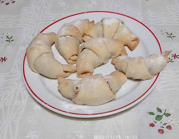 https://i.postimg.cc/HL3KbHfN/hokifli-2022-11-18.jpg
