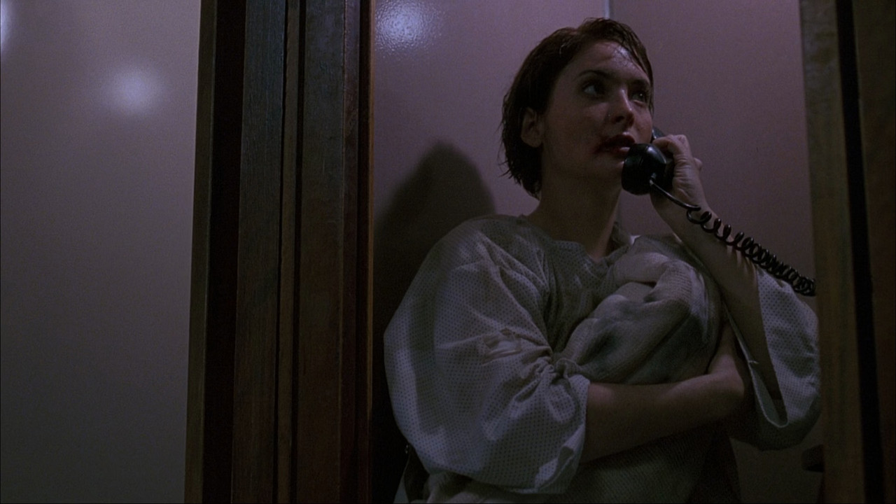 Halloween - The Curse of Michael Myers (1995) Producer's Cut.mkv_001616.726