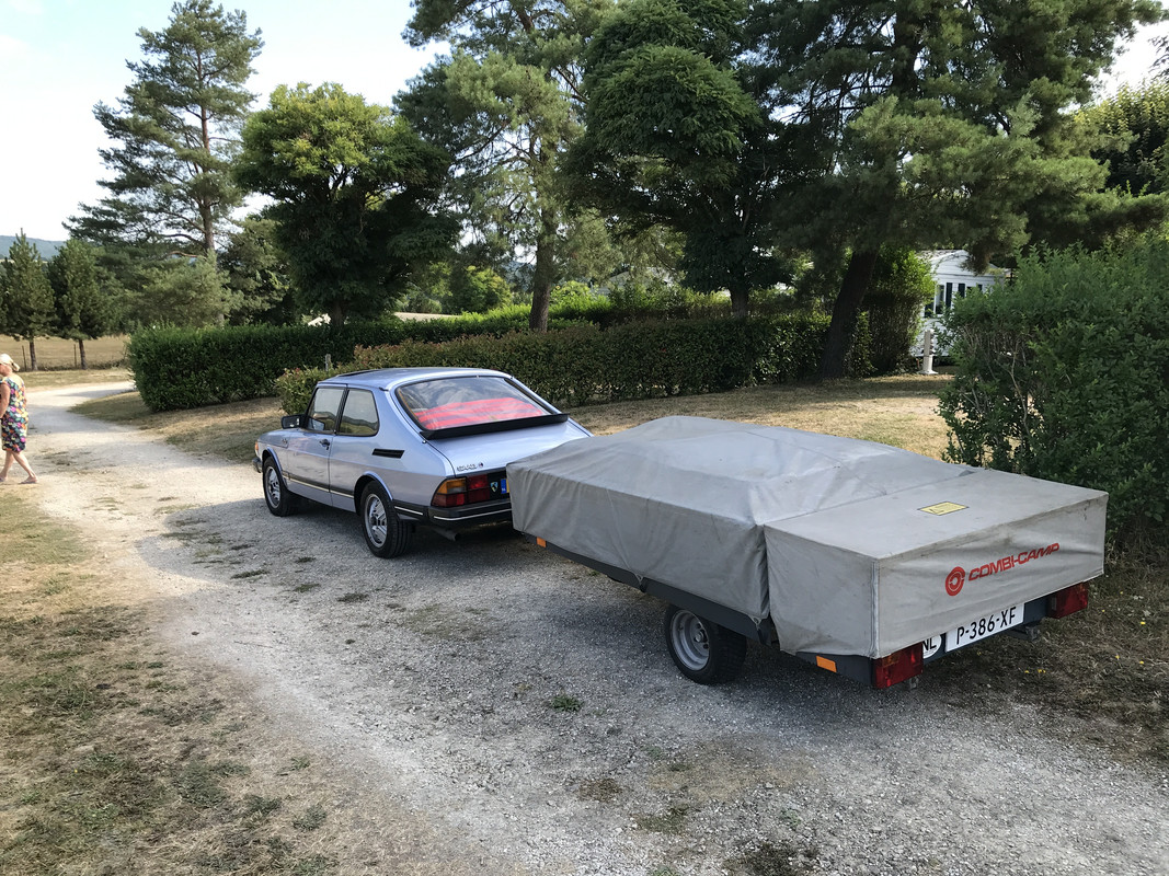 BDB7EB50-46D9-4A84-935F-FB6A6585E455