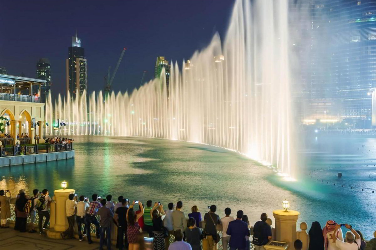 The Boardwalk Experience di Dubai Fountains