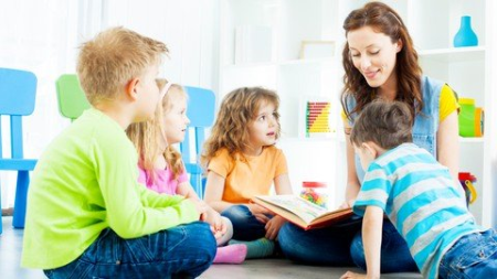 Story telling for Early Childhood Period - Montessori way Story telling for Early Childhood Period - Montessori way