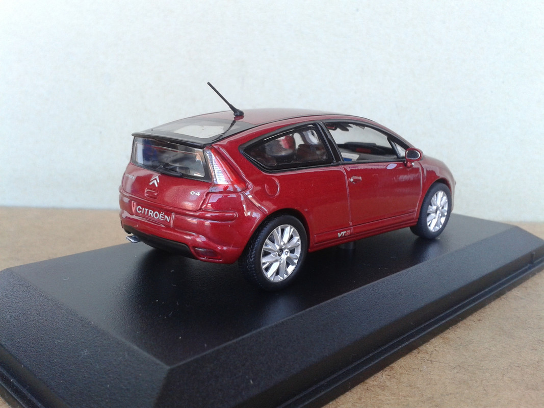 2006 Citroën C4 Coupé 2.0 16v VTS (Norev) (4)