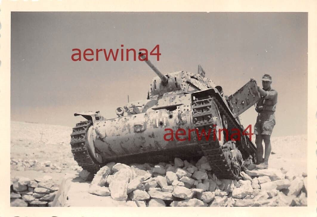 Afrikakorps am ital. Panzer M13-40 Carro Armado Sollum Ägypten Afrika