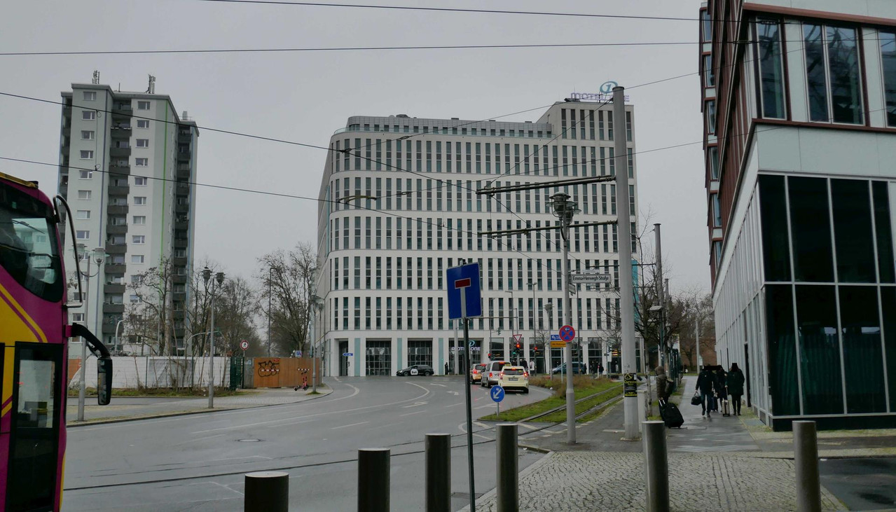 Bild: https://i.postimg.cc/HLB4DGvh/P1330787.jpg