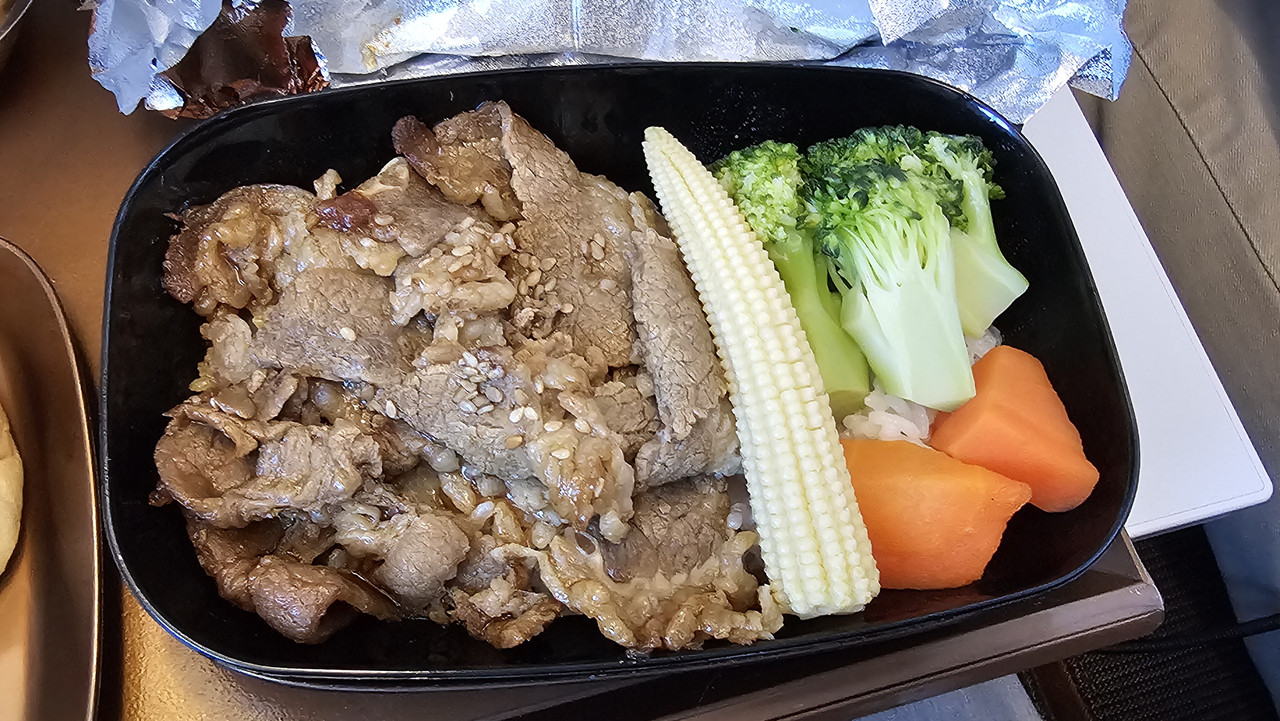 日式牛五花燒肉丼