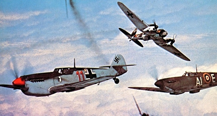 BATTLE-OF-BRITAIN-DOGFIGHT-1-A-FOTOR.jpg