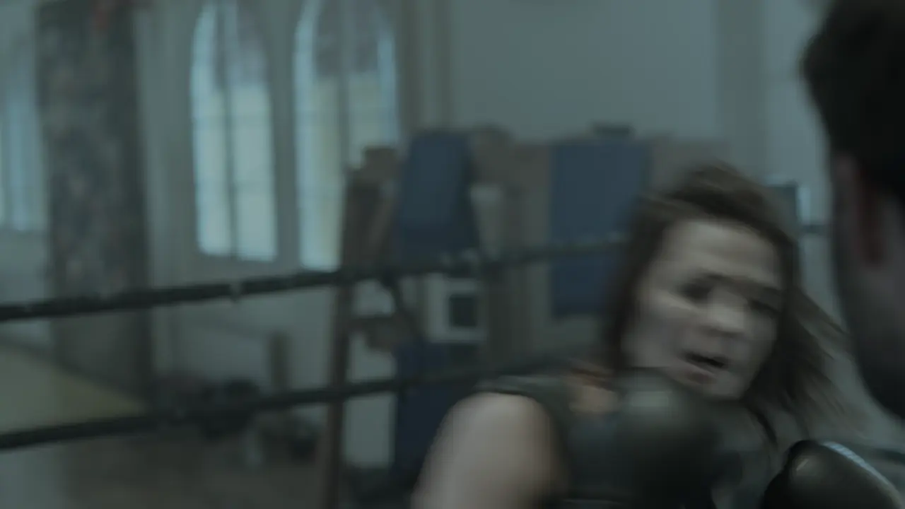 Absentia.S03E01.Tabula.rasa.2160p.WEBMux.ITA.ENG.DDP5.1.Multisub.HDR.x265-BlackBit[screenshot 3]