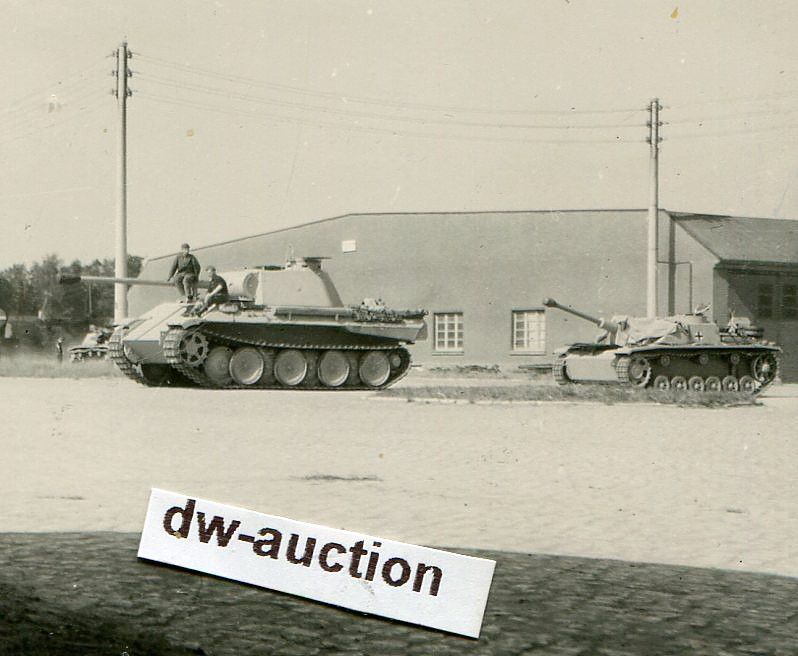 Panzer Typ Panther und Sturmgeschütz Langrohr
