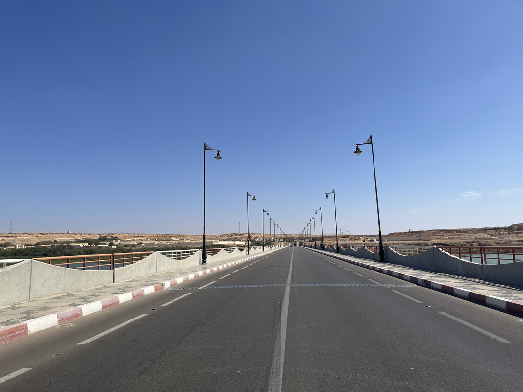 Carreteras, Gendarmería y Estaciones de Servicio - Al Sur del Sur: entre el desierto y el océano (26)