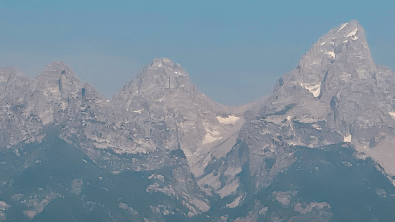 BB50AE77-4FB8-43B6-BFE2-D6DB4E3113ED_1_201_a