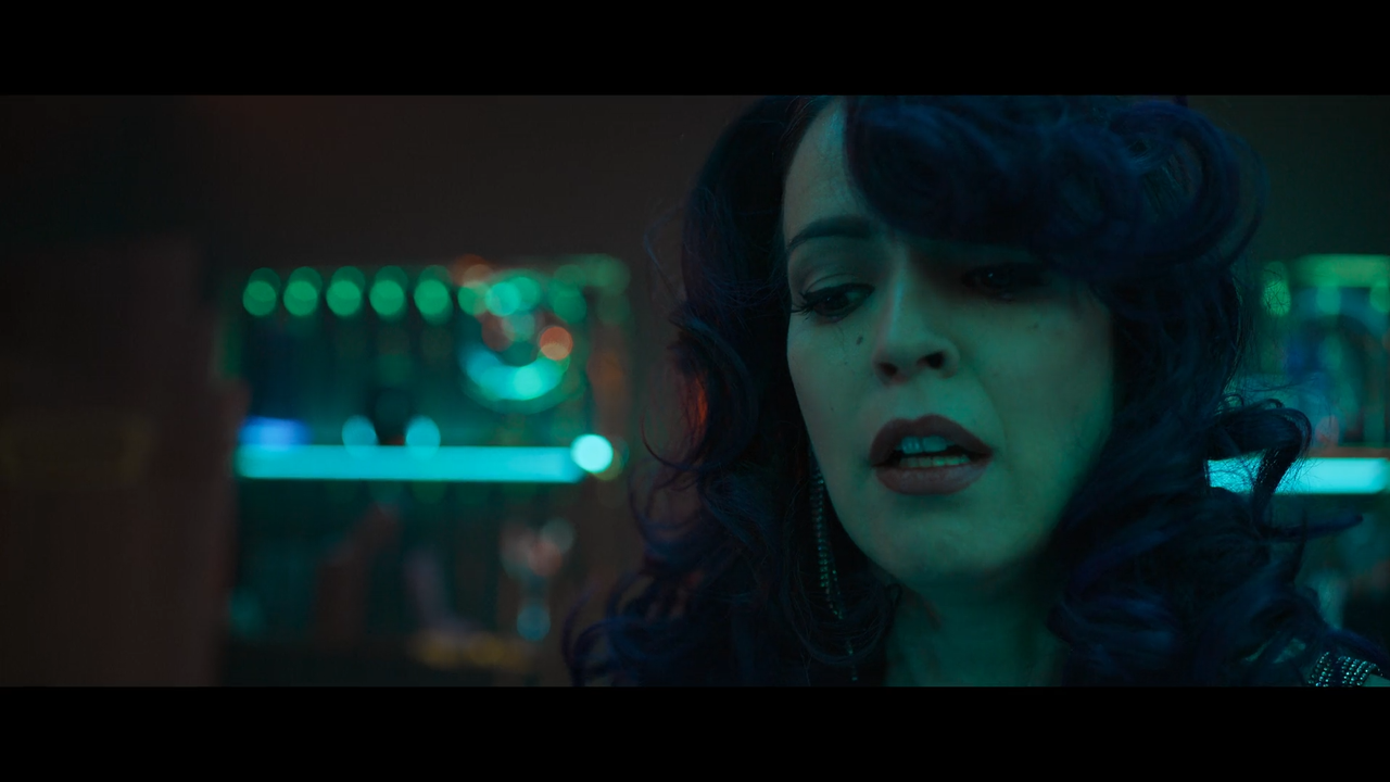 Sky.Rojo.S01E01.Divano.In.Similpelle.Rossa.iTALiAN.MULTi.1080p.WEB.x264-MeM.mkv_snapshot_13.08_[2021