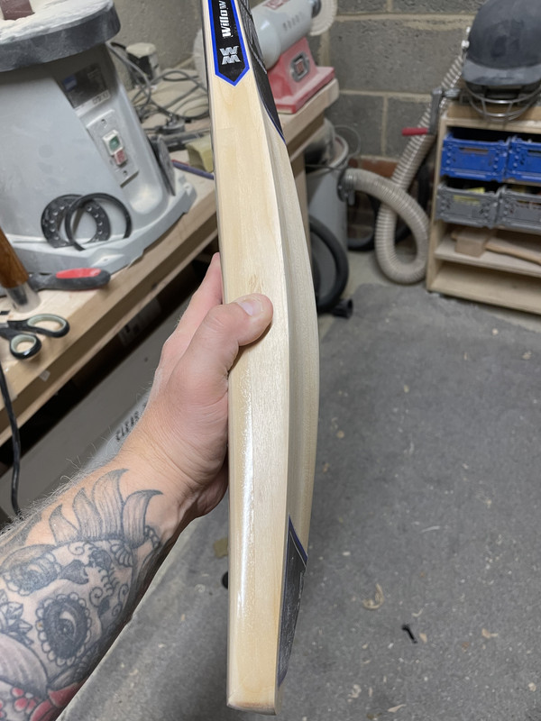 74E6DB2B-C1DF-4148-A8BA-A22B784D0365