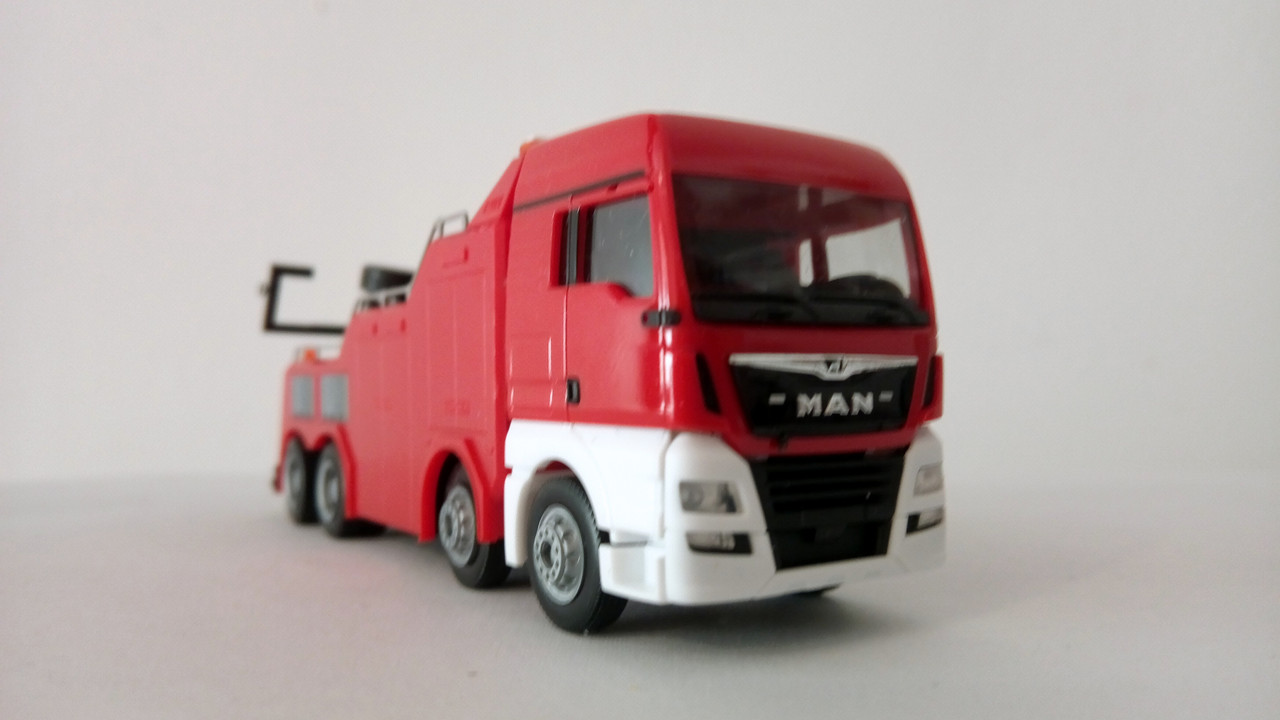 Mach (9077)