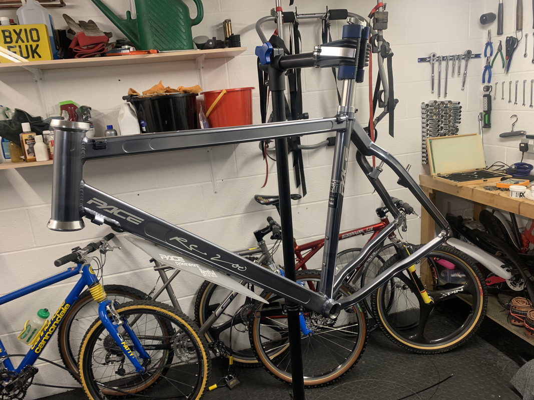 550BB753-6B98-40B8-8655-61DFB96F2B3A