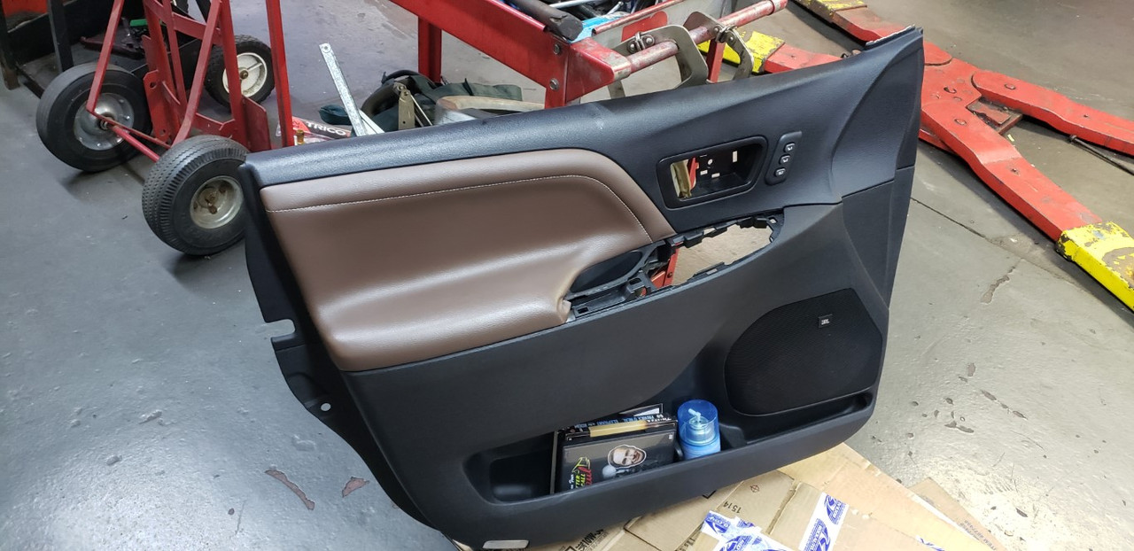 SiennaTrainHornInstall (95)