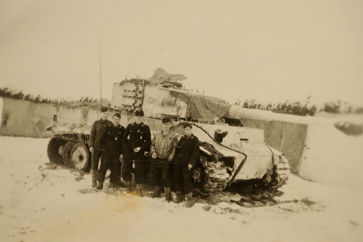 Foto 2.WK Panzer Tiger Tarnfarbe weiß Original Foto1