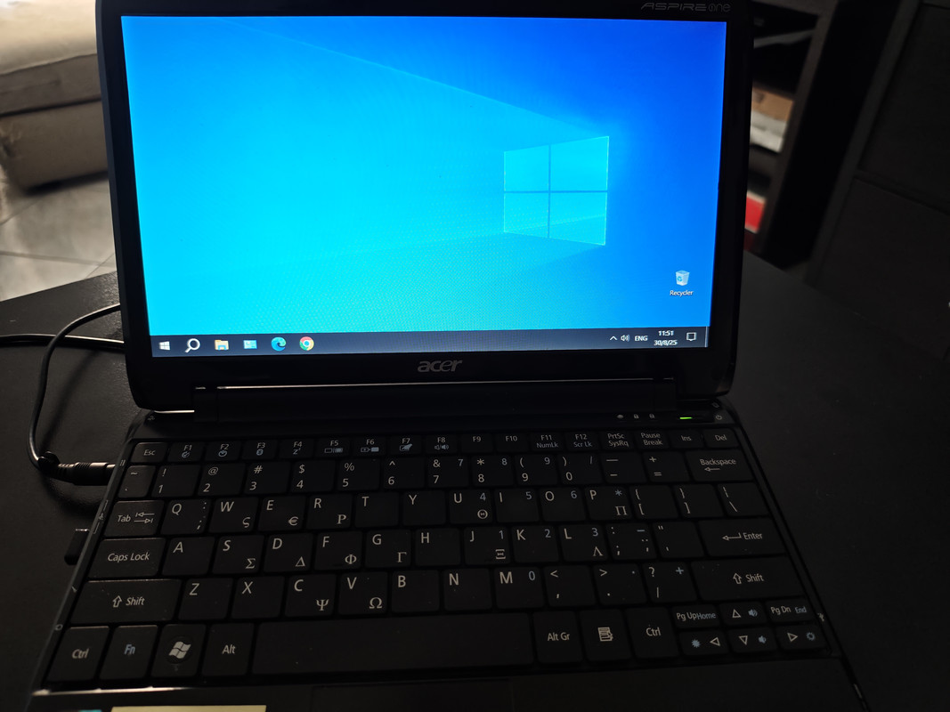 Acer Aspire One ZA3 (3)