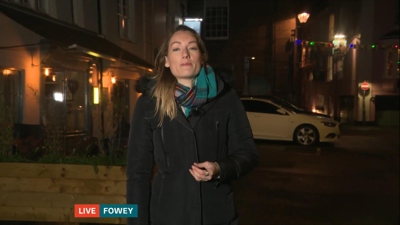 Grace Pascoe 231220.mp4_snapshot_00.55_[2020.12.23_20.46.26]