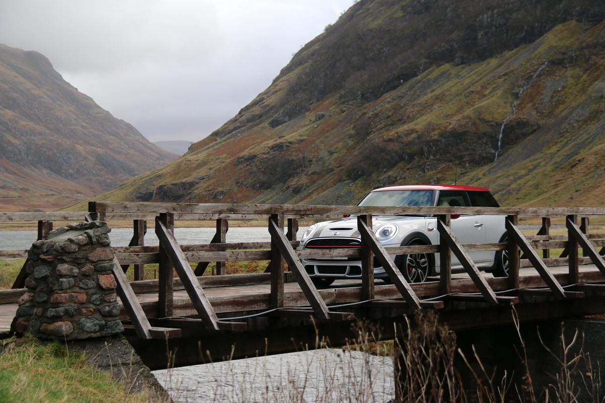 10227D30-C6FB-43C6-87BB-201EE7EDF1CB