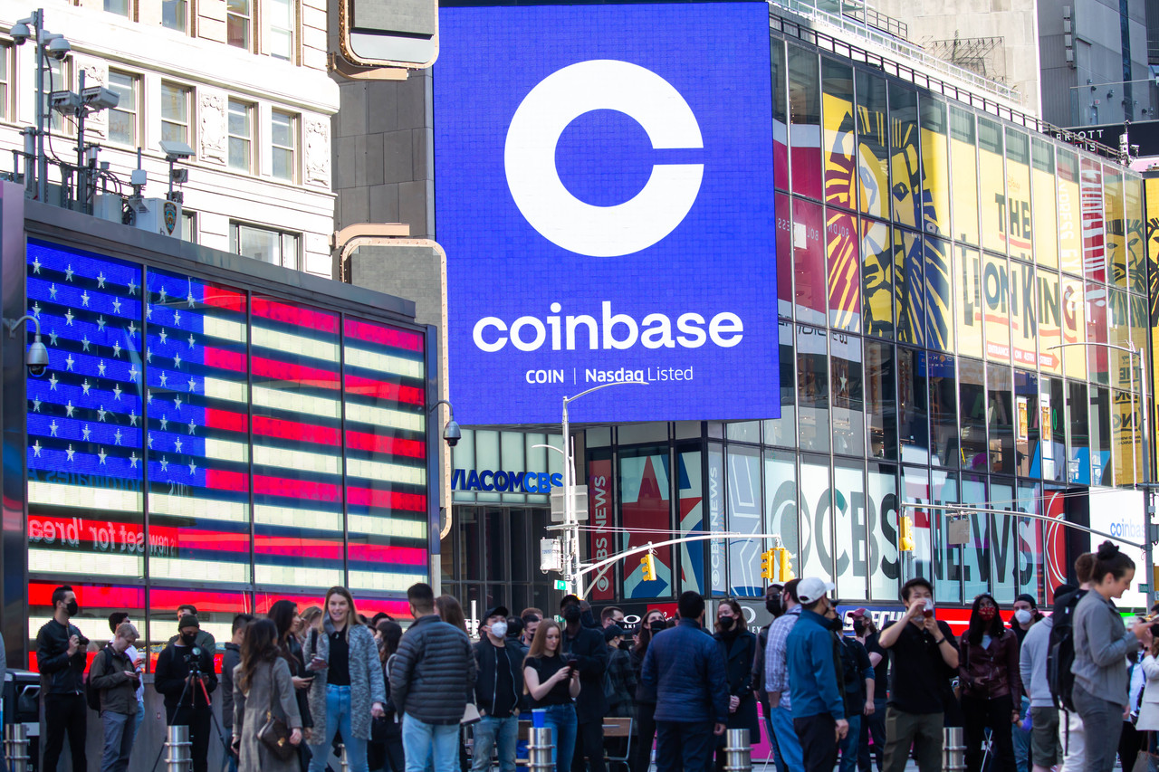 106868438_1618431329101_gettyimages_1232307162_coinbase_ipo.jpg