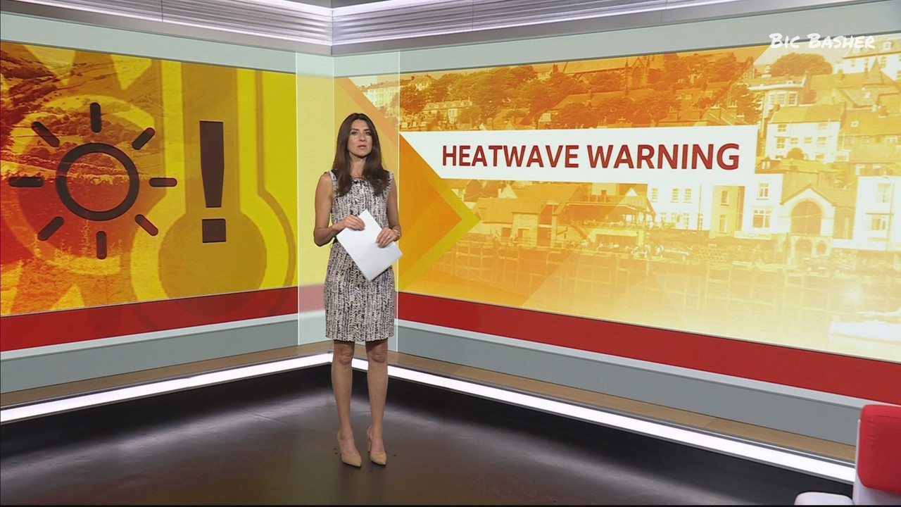 07.10 - 18.30.00 - Look North; Weather. The new film from Rogue One d....ts_snapshot_17.45.621