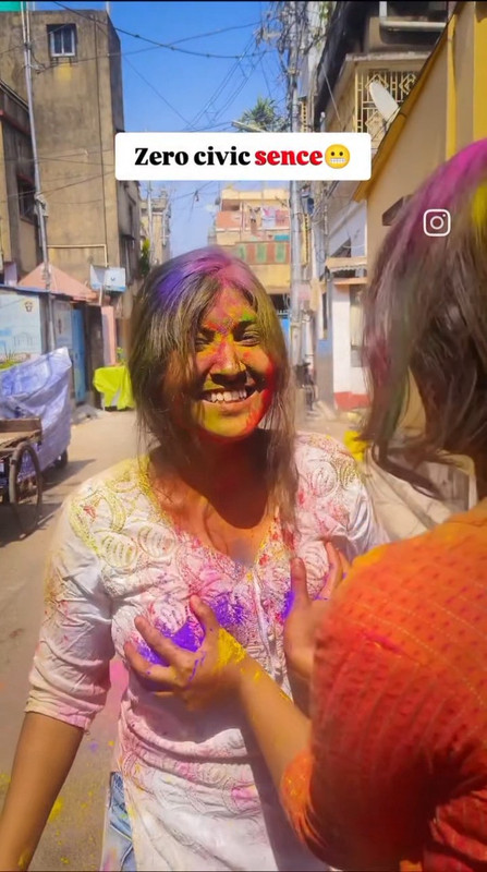 girls pressing boobs during holi mp4 snapshot 00 00 520