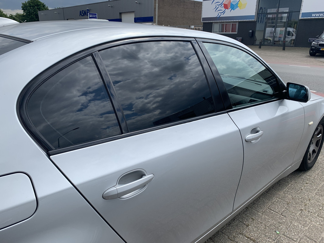 EEF1C75B-39FA-43E8-8DB4-3BAB93CBCD61