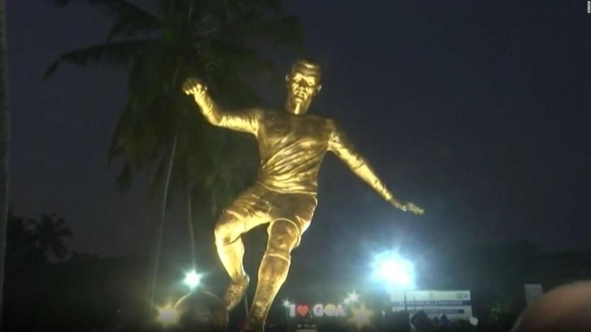 Estatua de Cristiano Ronaldo provoca revuelo en India