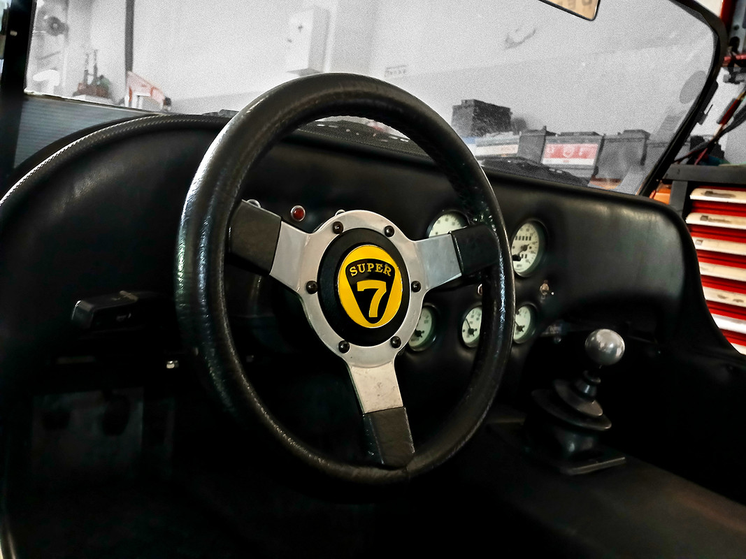 CATERHAM_AS2504-19