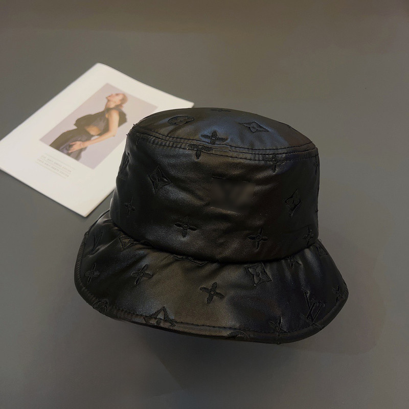 LV – Black Piluso