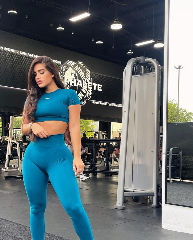 natachaeleana posts 2023-06-22 10.38 CtzSNJ-L-Xv_4_5 355418407_285599393855498_5115902182900865842_n