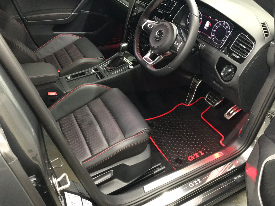 BDE187A0-773F-40E4-94F7-E2DE07C50635