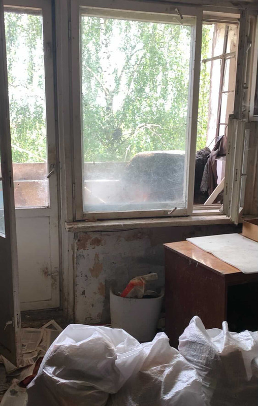 D8FC8154-DE37-4FC5-BB04-DDECA117DFBE