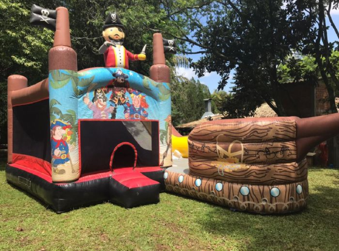 Tobogã 2 em 1 Navio Pirata