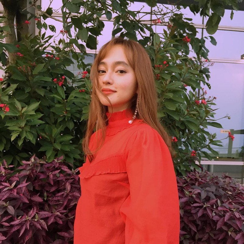 Indah Kusuma atau sapaan akrabnya Indahkus merupakan seorang penyanyi, penulis lagu, aktris dan vlogger asal Indonesia.