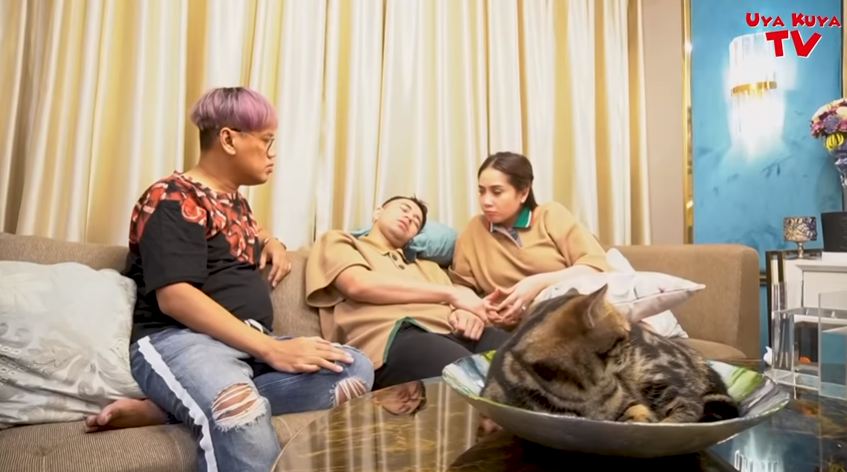 Uya Kuya menghipnotis Raffi Ahmad di depan Nagita Slavina